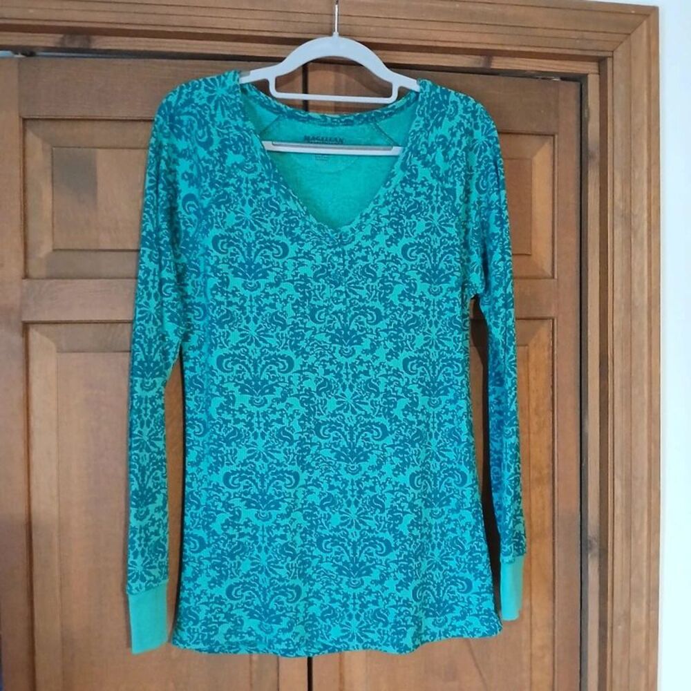 Magellan green print women's top size large